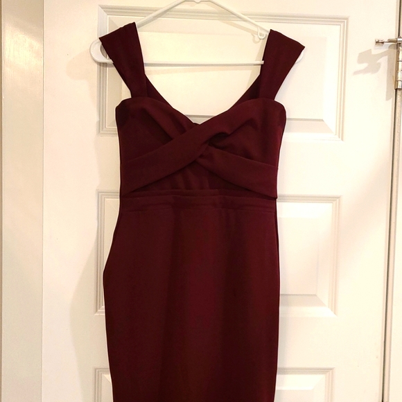Nookie Camille Dress in Wine - size M - Picture 5 of 9